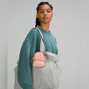 BNWT lululemon City Adventurer Backpack Nano Velour in Blush Pink & Gold